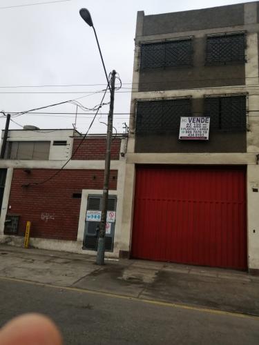 San Luis: En venta edificio para uso comerci - Imagen 1